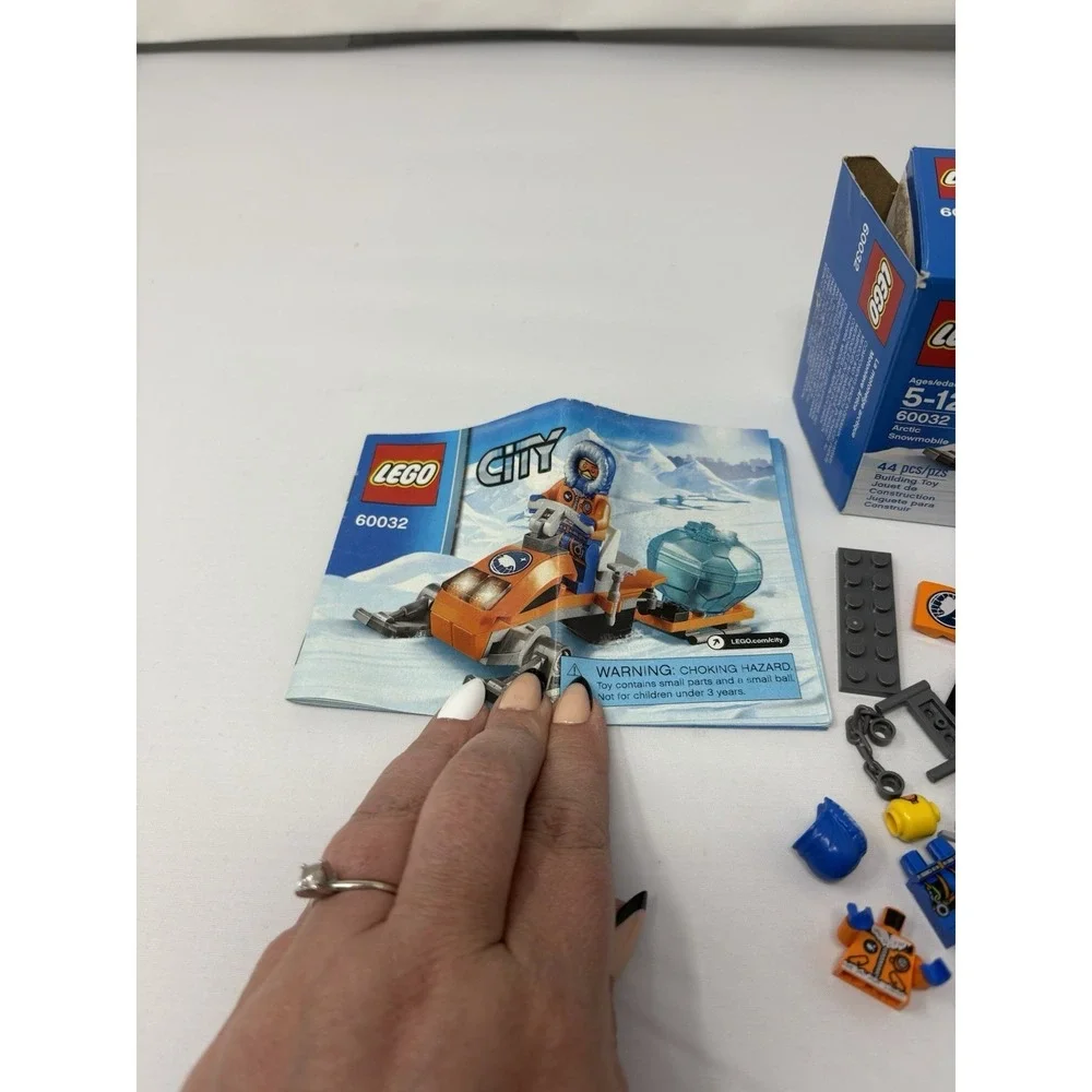 LEGO City 60032 Artic Snowmobile Complete w/ Box & Manual, Used 2013 Release